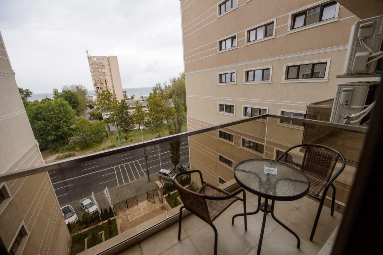Solid Residence Sea View Mamaia Esterno foto
